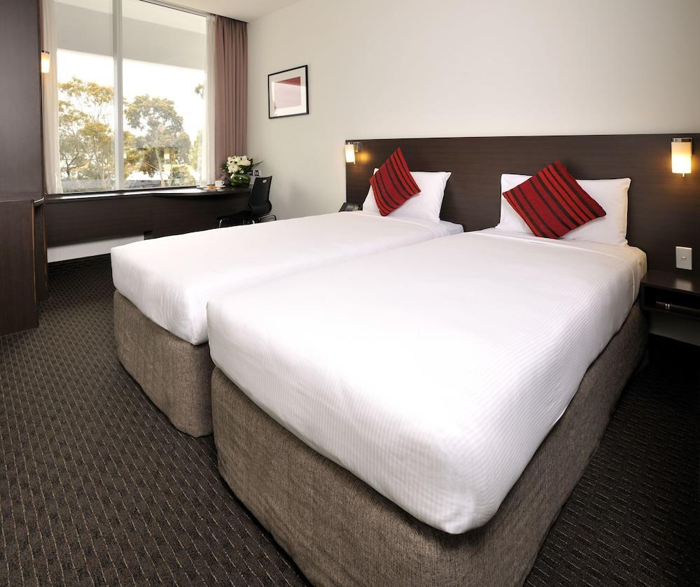 Ibis Melbourne - Глен-Уэверли Экстерьер фото